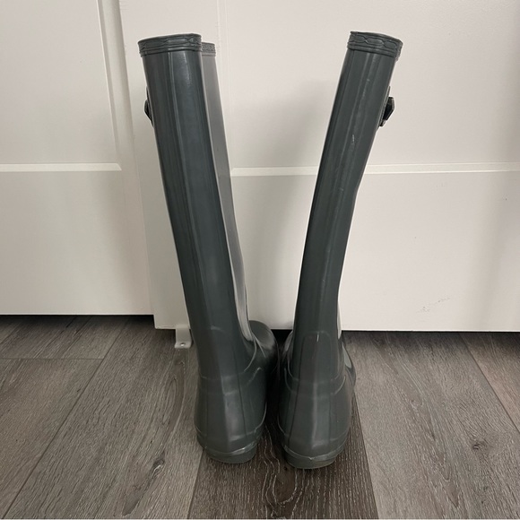 HUNTER Original Gloss Tall Gray/Blue Pull On Rain Boots - Picture 6 of 8